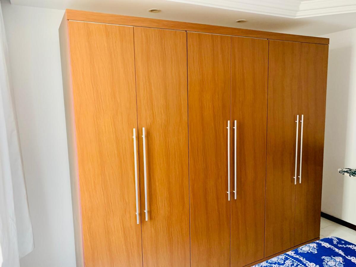 Stayhere! Fique Aqui! Apartamento 2/4 Mobiliado No Costa Azul :-) Salvador Exteriör bild